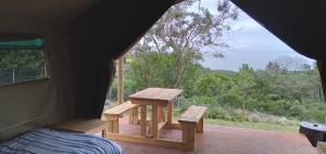 Příroda nedaleko luxury tent