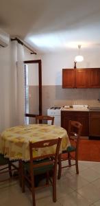 Kuchyň nebo kuchyňský kout v ubytování Apartmani Ivanka Simuni