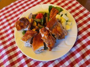 Essen in der Ferienwohnung oder in der Nähe