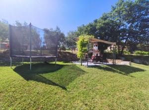 Vonkajšia záhrada v ubytovaní Apartment Mita