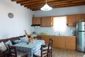 Kuchyň nebo kuchyňský kout v ubytování «MARMARA» house