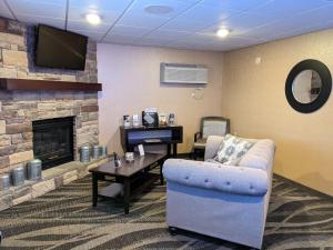 Posezení v ubytování Cobblestone Inn & Suites - Merrill