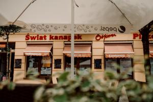 Budynek, w którym mieści się hotel