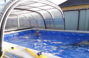 Bazén v ubytovaní Apartment in Siofok - Balaton 35634 alebo v jeho blízkosti