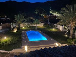 Výhled na bazén z ubytování Villa Maria Pia nebo okolí