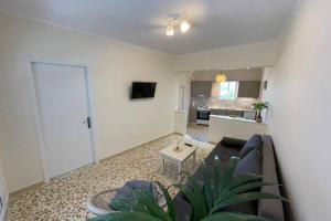 TV a/nebo společenská místnost v ubytování Vatos 2 bedroom apartment