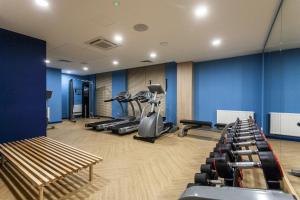 Posilňovňa alebo fitness centrum v ubytovaní Apartament Gdańsk przy sercu starówki całkowicie nowy 2021, beautiful apartment in the old town bulit 2021