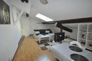 Posezení v ubytování sassenage au pied du Vercors 2 appartements