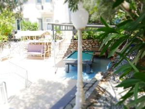Balkón nebo terasa v ubytování Nefis Hotel Ölüdeniz