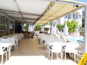 Restaurace v ubytování Nefis Hotel Ölüdeniz