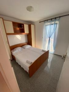 Posteľ alebo postele v izbe v ubytovaní Apartments Arjan2 + 37 fotografií
