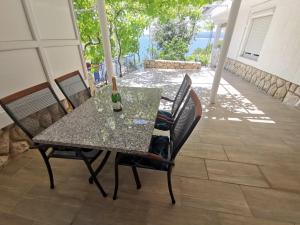 Fotografie z fotogalerie ubytování NIKO Apartments 70m from the beach v destinaci Dramalj + 36 fotografií