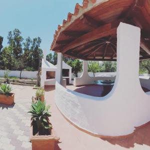 Vonkajšia záhrada v ubytovaní Villa Caterina Posada