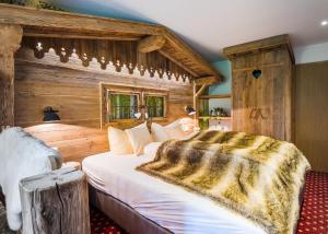 Voodi või voodid majutusasutuse Hotel & Restaurant Grüner Baum - Die Grüne Oase Am Feldberg toas