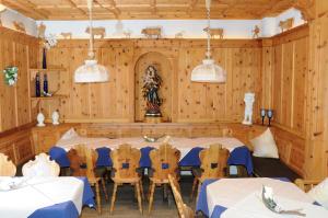 Restaurace v ubytování Hotel Schwarzes Ross
