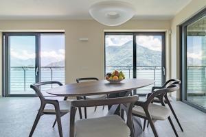 Galeriebild der Unterkunft Villa Del Sasso - Cremia in Cremia + 50 Fotos