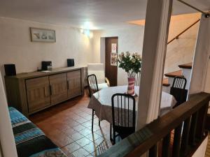 Χώρος καθιστικού στο APT 65 M2 DANS VILLA AVEC PISCINE BANYULS SUR MER