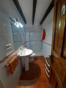 Łazienka w obiekcie Casa Santa Leocadia