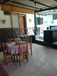 TV a/nebo společenská místnost v ubytování Casa Mari Carmen y Jose