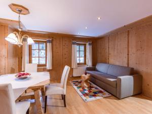 Posezení v ubytování Ferienwohnungen-Gästehaus Altginzling