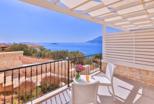 Gallery image of Hilaris Hotel in Kas