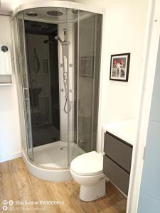 Koupelna v ubytování Joli Appartement avec balcon clim