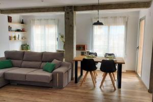 Ruang duduk di EL ALEMÁ I. Apartamento de diseño en Gandía.