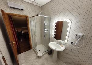 A bathroom at Nuovo Mondo