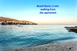Fotografia z galérie ubytovania Modern apt w terrace 2 min walk to the beach v Trogiri