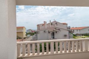 Fotografia z galérie ubytovania Modern apt w terrace 2 min walk to the beach v Trogiri