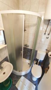 Koupelna v ubytování Apartments Veronika