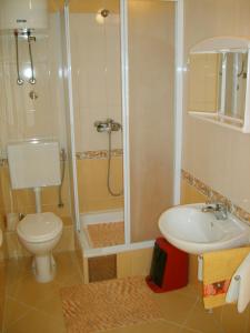 Kúpeľňa v ubytovaní Apartment Borak (161-1)