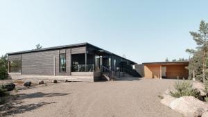 Fotografie z fotogalerie ubytování Seija's Modern Secluded Villa with Jacuzzi & Sauna v destinaci Töfsala
