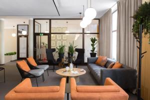 A seating area at Boutique Hotel Bristol