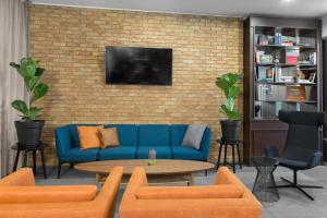 A seating area at Boutique Hotel Bristol