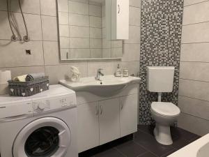 Phòng tắm tại Apartment Vita +37 ảnh