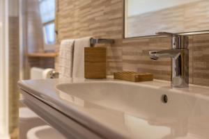 A bathroom at Casa Lorenz 2