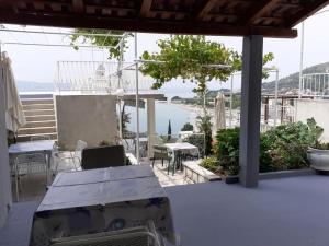 Balkón nebo terasa v ubytování Apartment in Omiš with sea view, terrace, Wi-Fi (161-2) + 21 fotografií