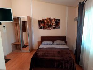 Postel nebo postele na pokoji v ubytování Studio apartments in center NEW 5 floor Без ліфту