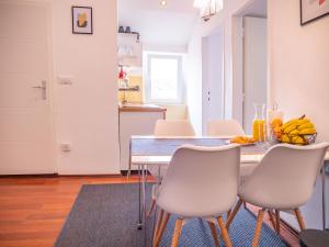 Kuchyň nebo kuchyňský kout v ubytování Pinna Apartments Hvar