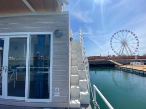 里米尼House Boat Rimini Resort的相册照片