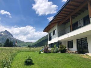 Nespecifikovaný výhled na hory nebo výhled na hory při pohledu z apartmánu