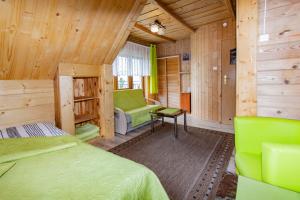 Postel nebo postele na pokoji v ubytování Willa Majka - Bukowina Tatrzańska