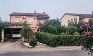 Budova, v ktorej sa vila nachádza