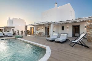 Gallery image of Isalos Villas with private pool in Naxos Chora