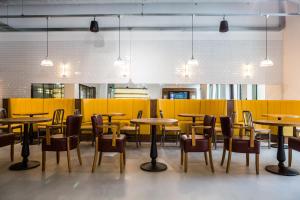 Εστιατόριο ή άλλο μέρος για φαγητό στο For Students Only Chapter White City in London