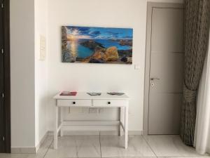 Фотография из галереи Penthouse in Marsaxlokk with panoramic views: 3 bedrooms, 2 baths в Марсашлокке