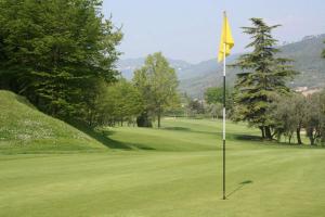 Golf v hotelu nebo okolí