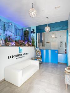 Khu vực sảnh/lễ tân tại Apartamentos Turísticos La Boutique del Mar
