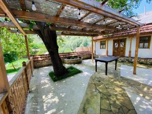 Un balcon sau o terasă la Valea Stâncii